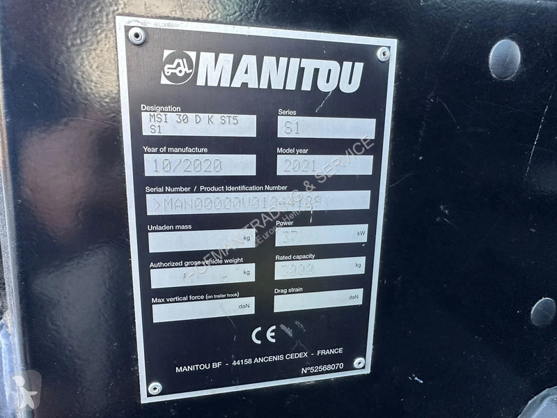 رافعة شوكية لجميع التضاريس Manitou