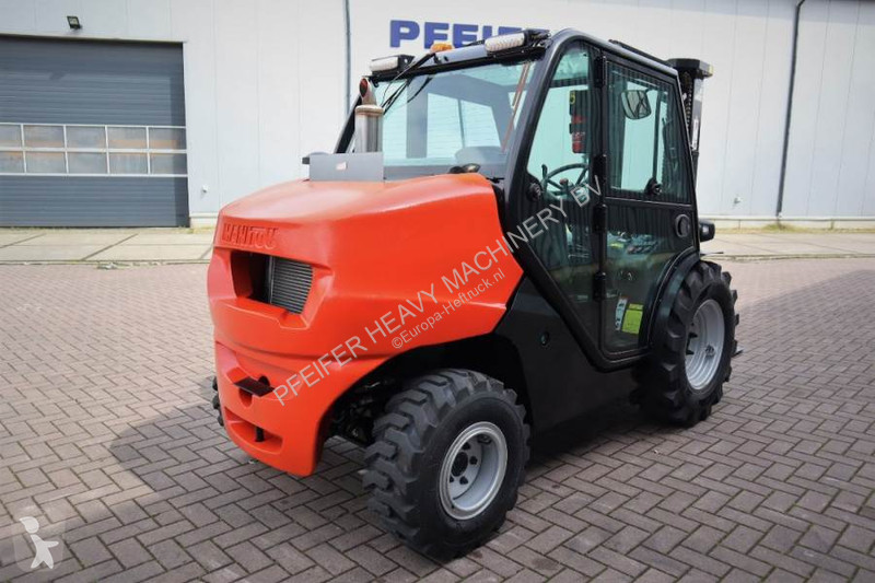 رافعة شوكية لجميع التضاريس Manitou MC25-4 Valid...