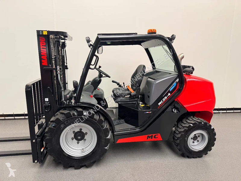 Carretilla todoterreno Manitou MC25-4 D K ST5...