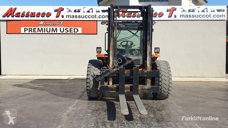Chariot tout terrain JCB 940 4x2
