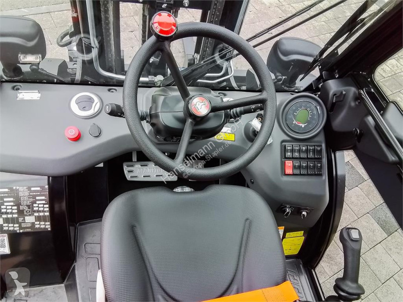 Chariot tout terrain Manitou MC 304