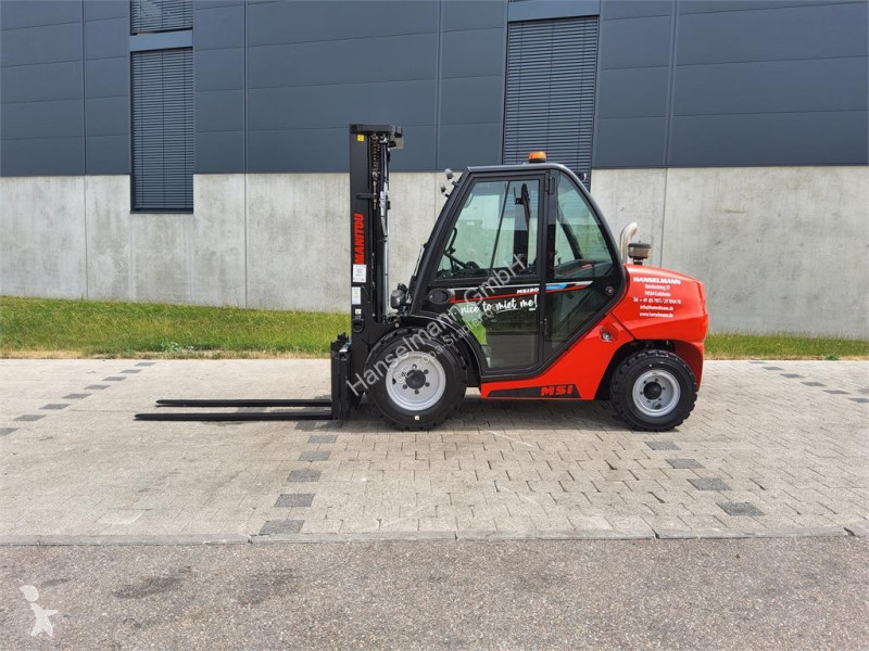 رافعة شوكية لجميع التضاريس Manitou 30D K