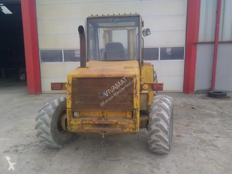 رافعة شوكية لجميع التضاريس JCB 930