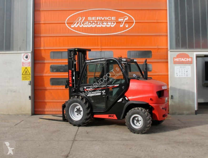 Carretilla todoterreno Manitou MC30-4 DK 4X4