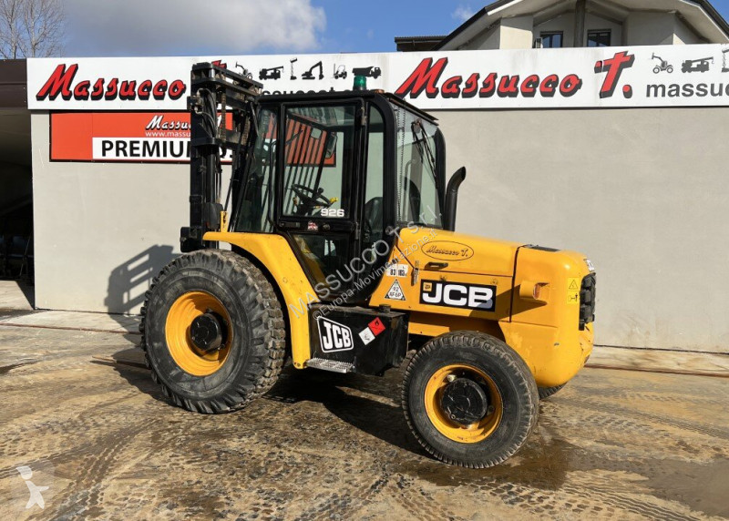 رافعة شوكية لجميع التضاريس JCB 926