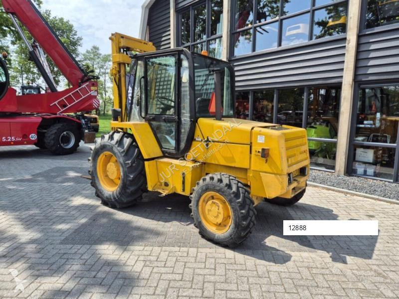 رافعة شوكية لجميع التضاريس JCB 926