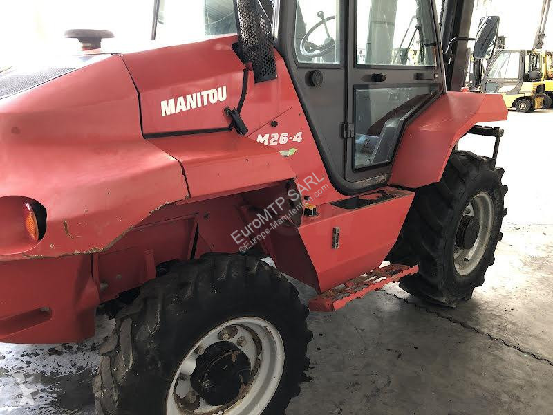 رافعة شوكية لجميع التضاريس Manitou