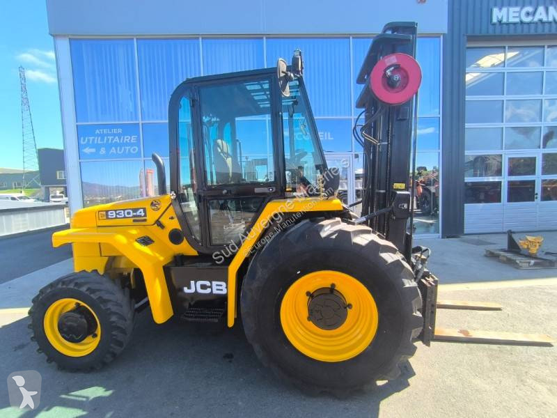 رافعة شوكية لجميع التضاريس JCB