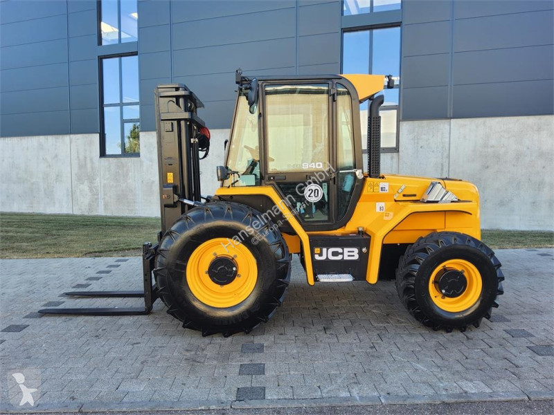 رافعة شوكية لجميع التضاريس JCB 940-4 SV