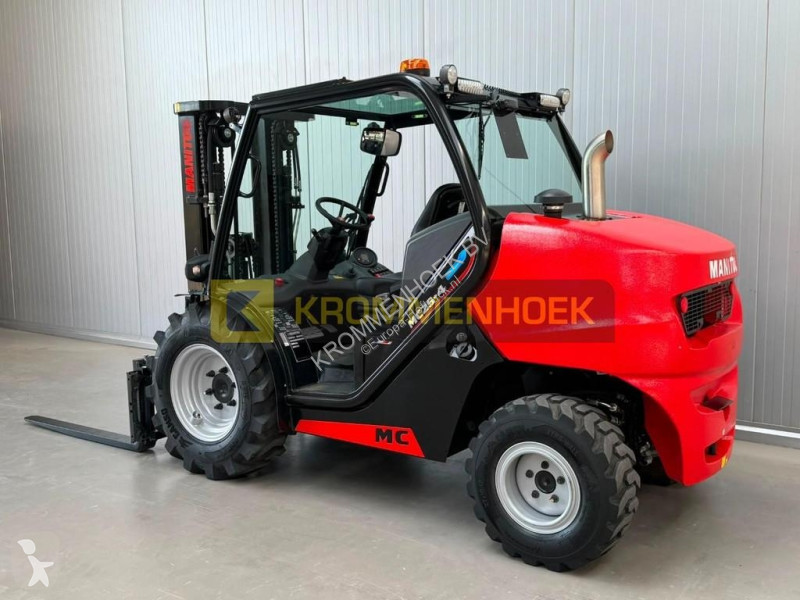 Gaffel med motvikt Manitou MC 25-4 D K ST5