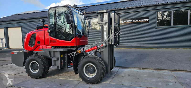 Stivuitor toate terenurile  Terramax 35 heftruck
