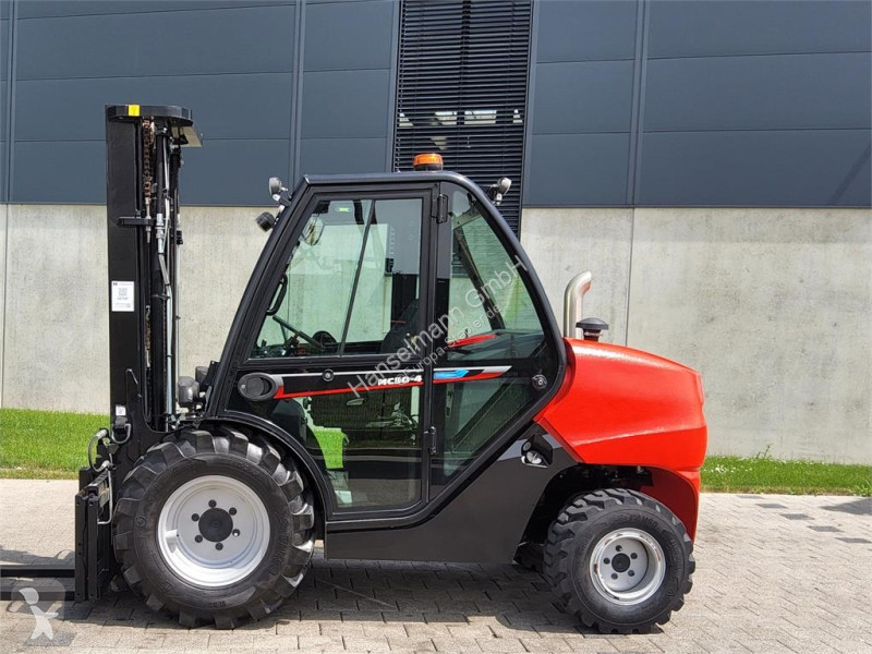Empilhador todo o terreno Manitou MC 304