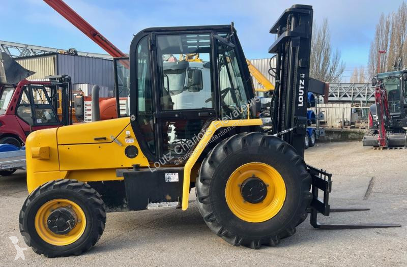 Chariot tout terrain JCB 930