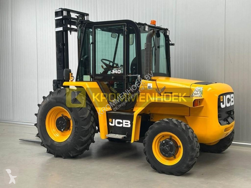 Chariot tout terrain JCB 940