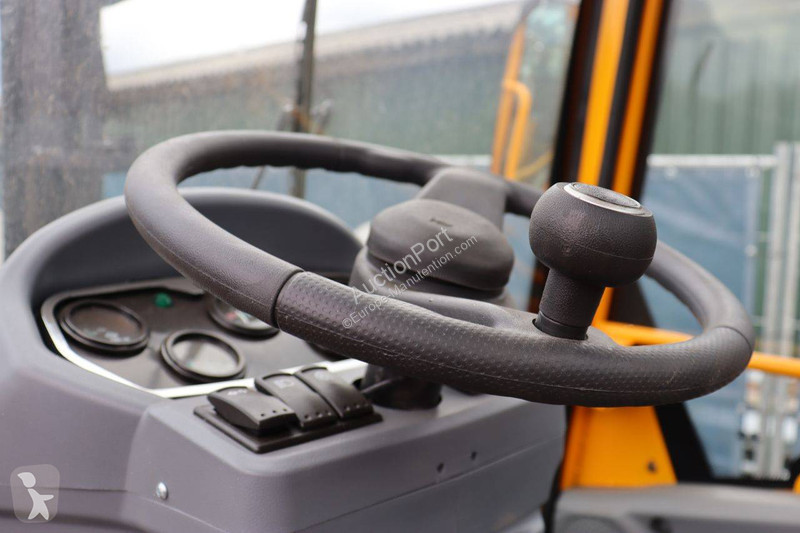 CK35 all-terrain forklift