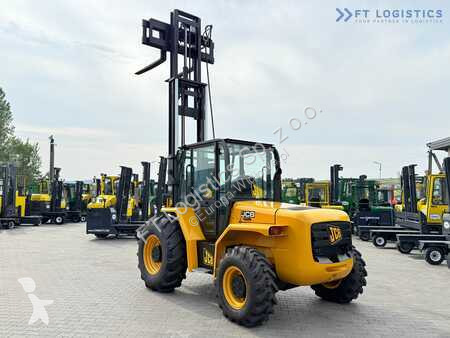 Chariot tout terrain JCB