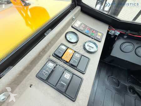 Chariot tout terrain JCB