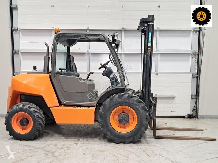 Chariot tout terrain Ausa  C251 HX4