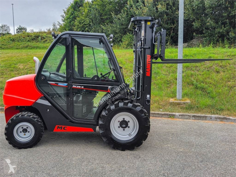 Stivuitor toate terenurile Manitou MC 25-4