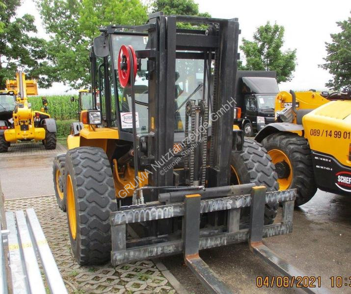 Stivuitor toate terenurile JCB -4