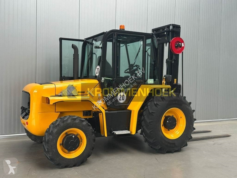 Carretilla todoterreno JCB 940