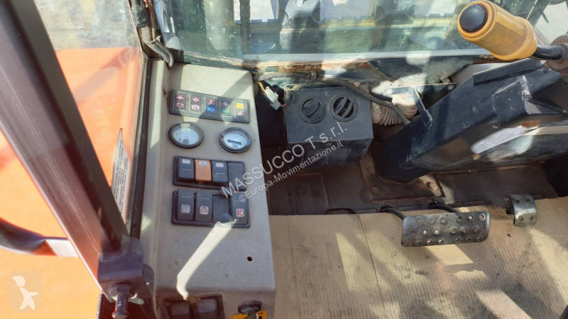 رافعة شوكية لجميع التضاريس JCB 940 4x2