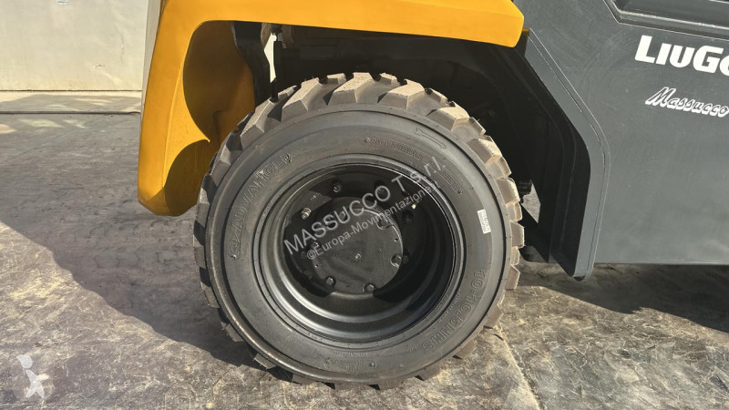 Carretilla todoterreno  CLG2035H 4X4
