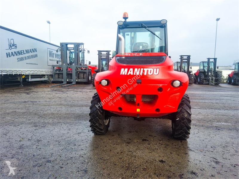 رافعة شوكية لجميع التضاريس Manitou 304