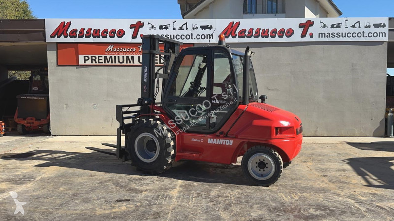 رافعة شوكية لجميع التضاريس Manitou MSI 50 4X2