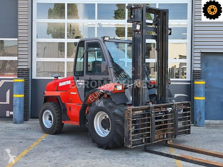 رافعة شوكية لجميع التضاريس Manitou  MC50 Turbo
