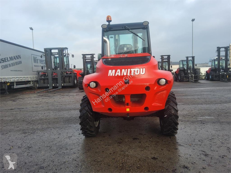 رافعة شوكية لجميع التضاريس Manitou 304