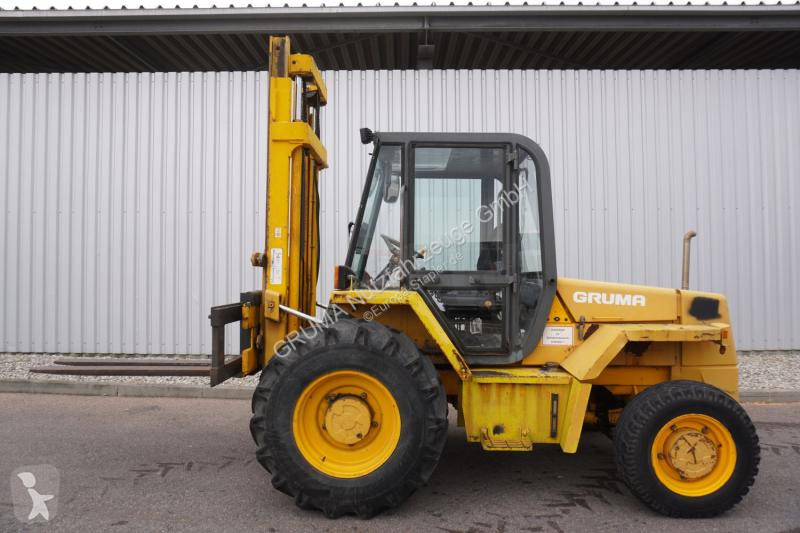 Empilhador todo o terreno JCB  930B-4