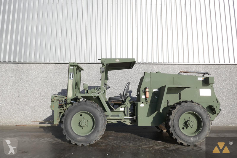 Ruw-terrein heftruck  M4K Ex-army