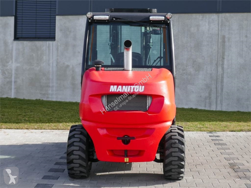 Carretilla todoterreno Manitou MC 25-4