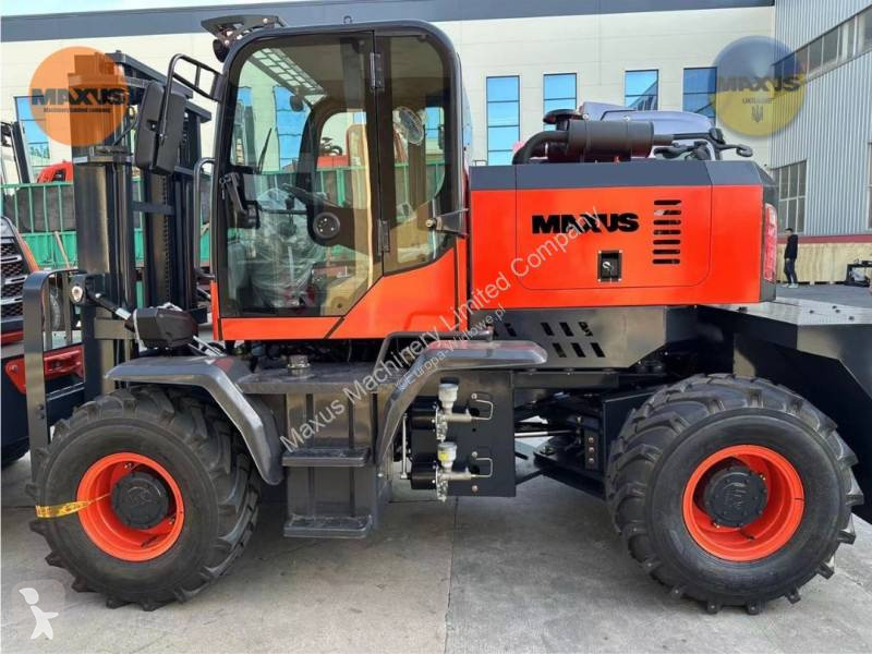 Chariot tout terrain Maxus Geländestapler 4x4...