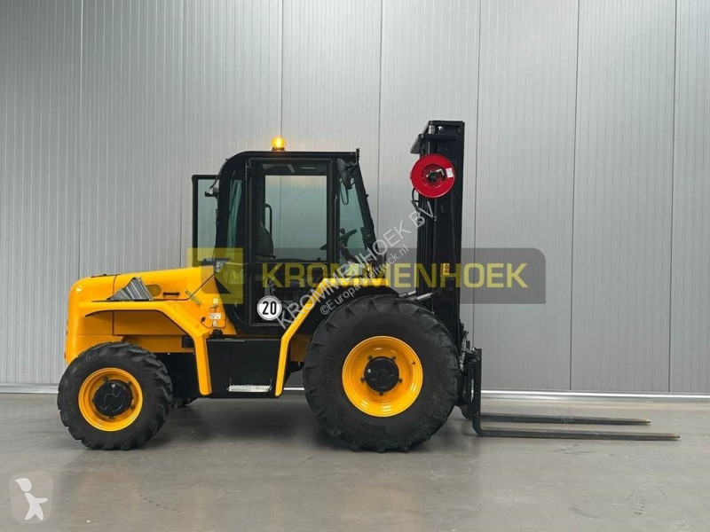 Carretilla todoterreno JCB 940