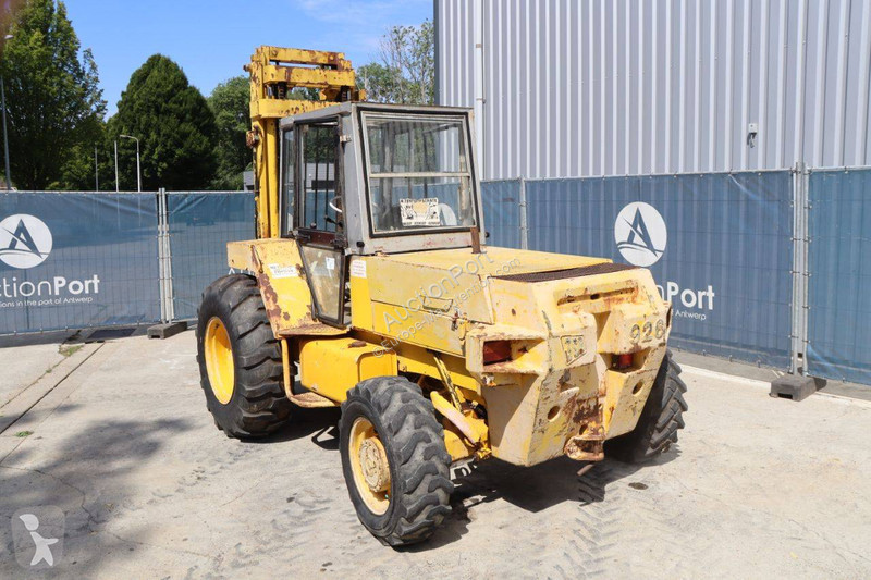 Carretilla todoterreno JCB 926