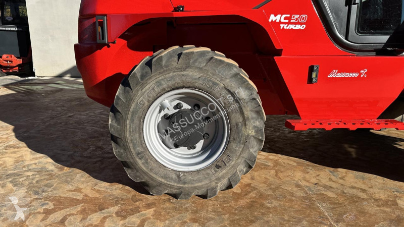 Terénny vysokozdvižný vozík Manitou M50-4 4x4