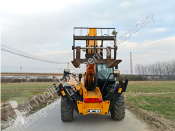 Високопроходим мотокар JCB