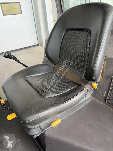 رافعة شوكية لجميع التضاريس Manitou  MH25-4 T...