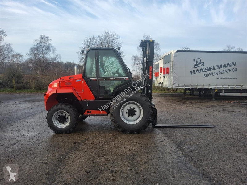 رافعة شوكية لجميع التضاريس Manitou 304