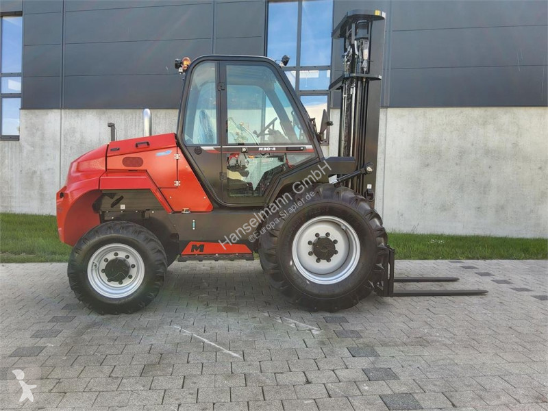 رافعة شوكية لجميع التضاريس Manitou 304