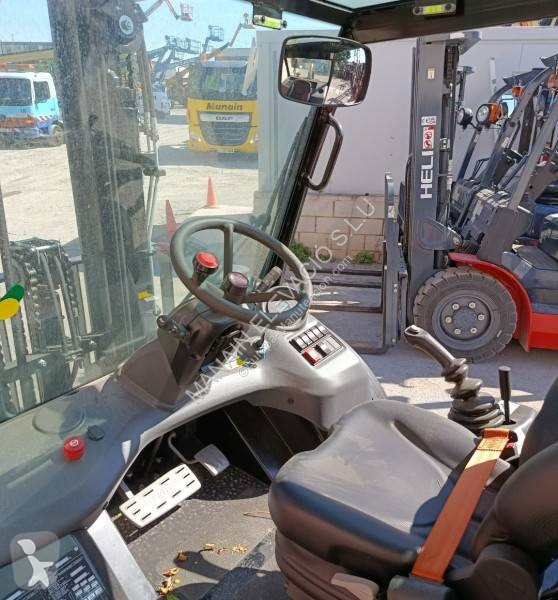 رافعة شوكية لجميع التضاريس Manitou MC 25-4 D K...
