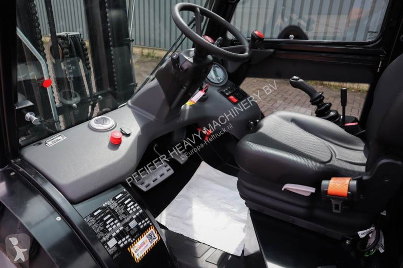 رافعة شوكية لجميع التضاريس Manitou MC25-4 Valid...