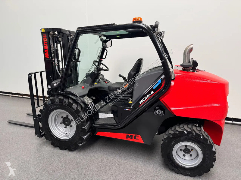 Carretilla todoterreno Manitou MC25-4 D K ST5...