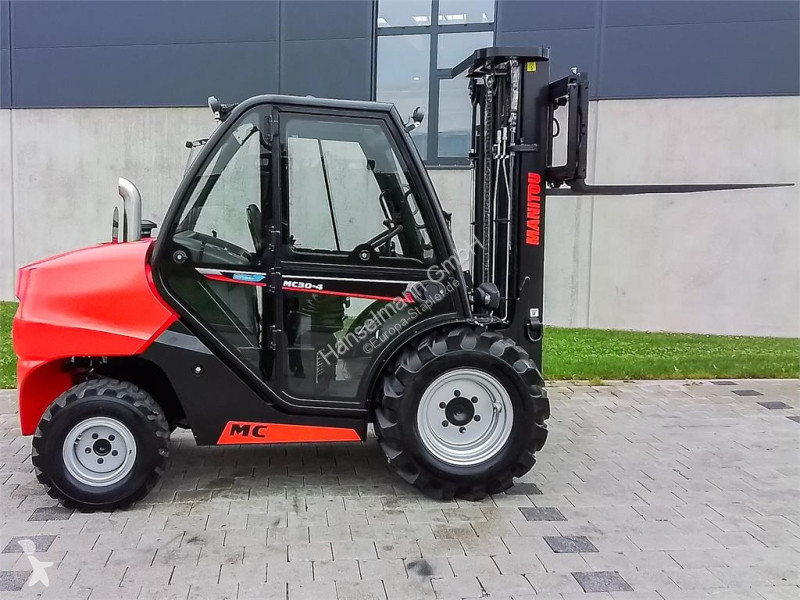 Chariot tout terrain Manitou MC 304