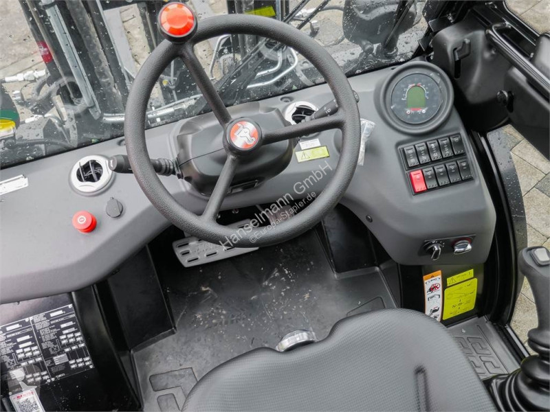 رافعة شوكية لجميع التضاريس Manitou MC 30-4
