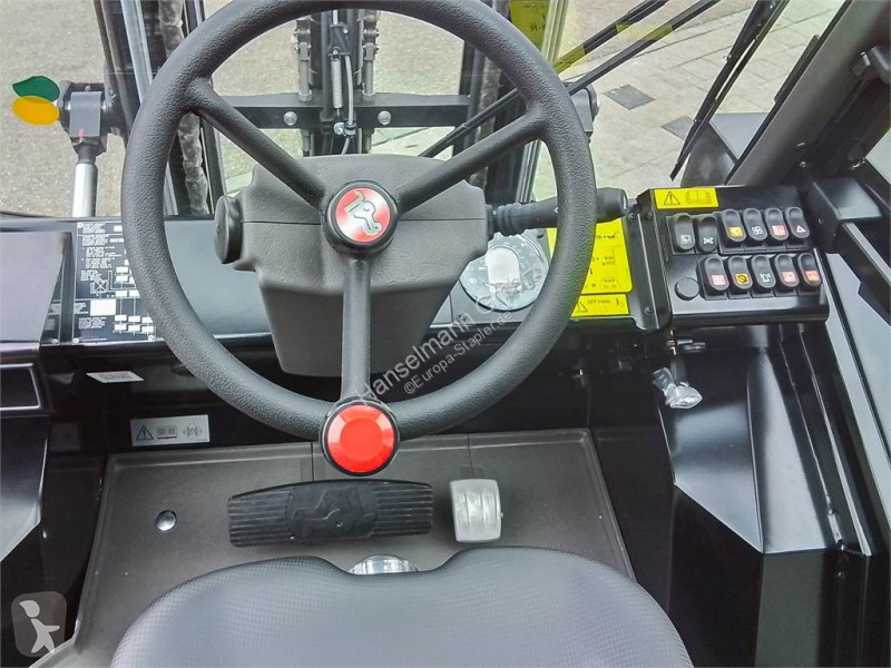 Stivuitor toate terenurile Manitou M 30-4