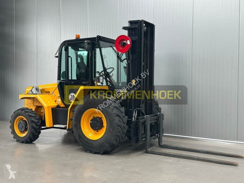 Carretilla todoterreno JCB 940