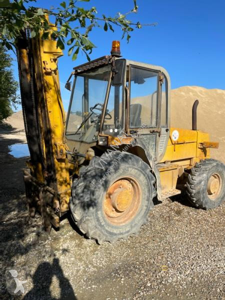 رافعة شوكية لجميع التضاريس JCB 930